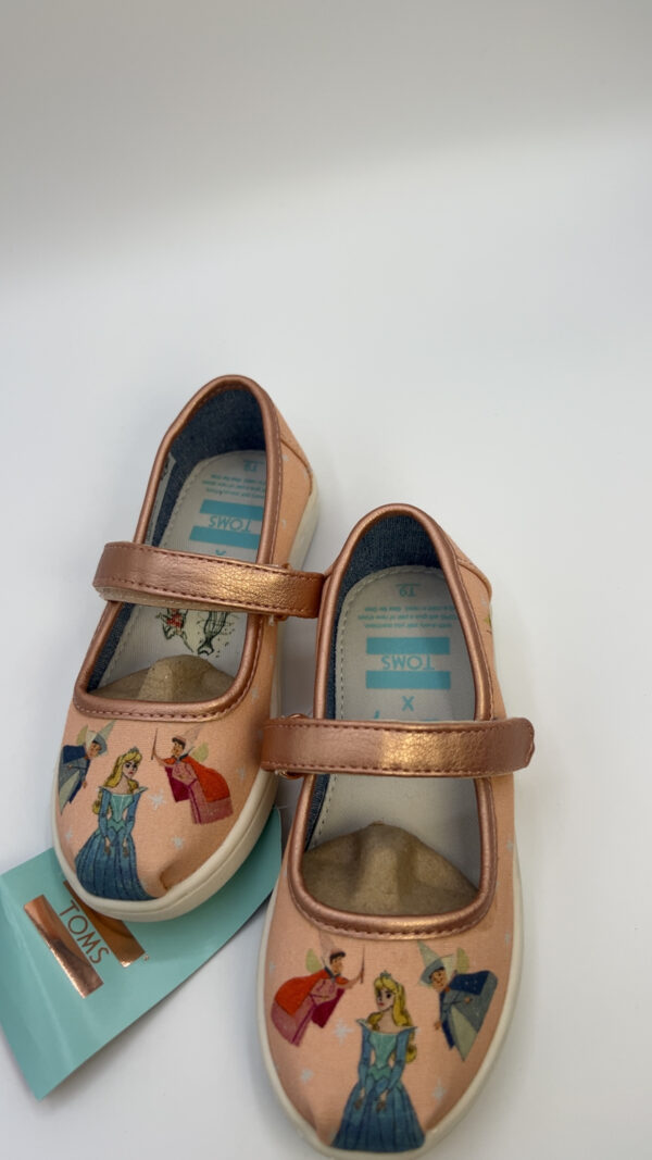 Disney Sleeping Beauty (NWT TOMS) Mary Jane shoes - Image 3